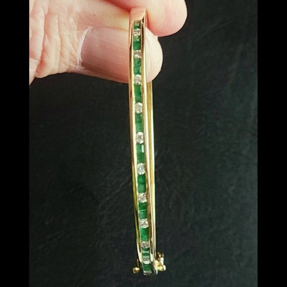 14K Gold Diamond and Emerald Bangle Bracelet - make an offer - Picture 5 of 15